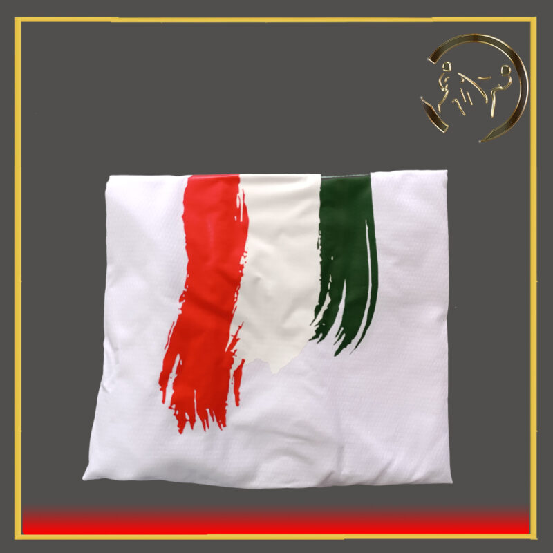 شلوار سفید پرچم دار